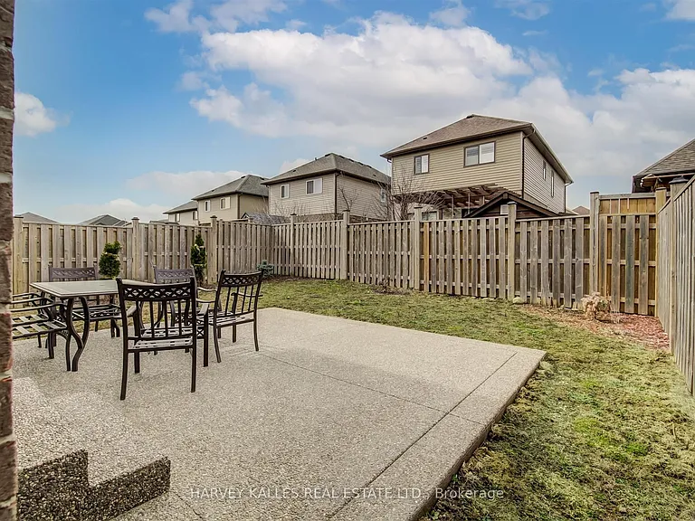 106 Eden Oak Trl — Photo 25