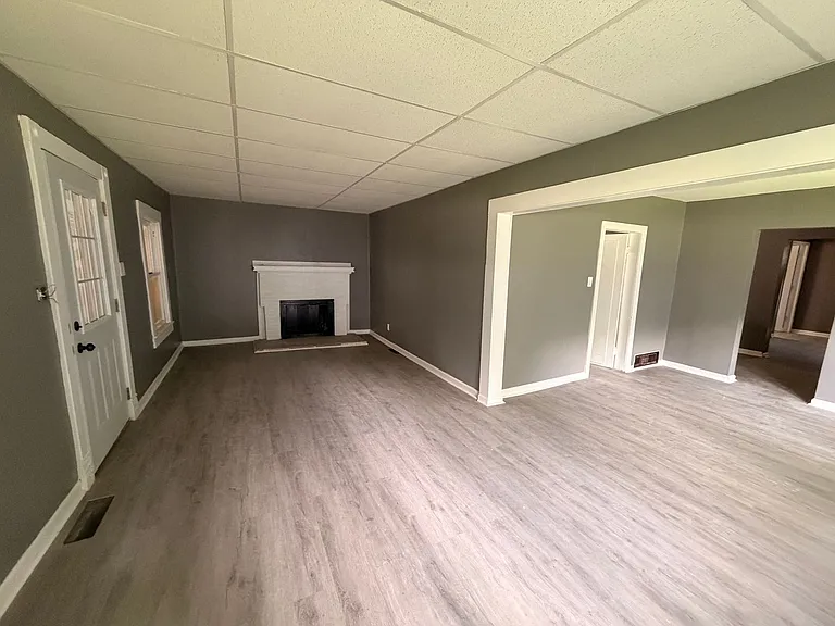 3633 Bowdoin St — Photo 5