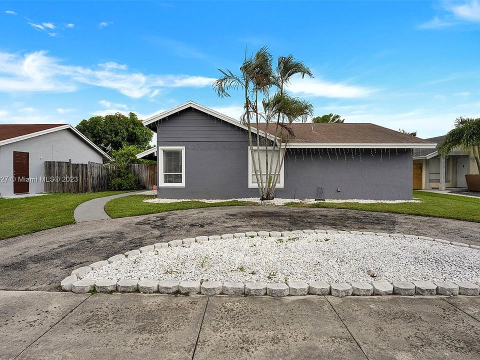 8211 SW 3rd Pl, North Lauderdale, FL 33068 Zillow
