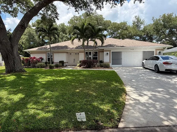 938 S Doral Ln, Venice, FL 34293