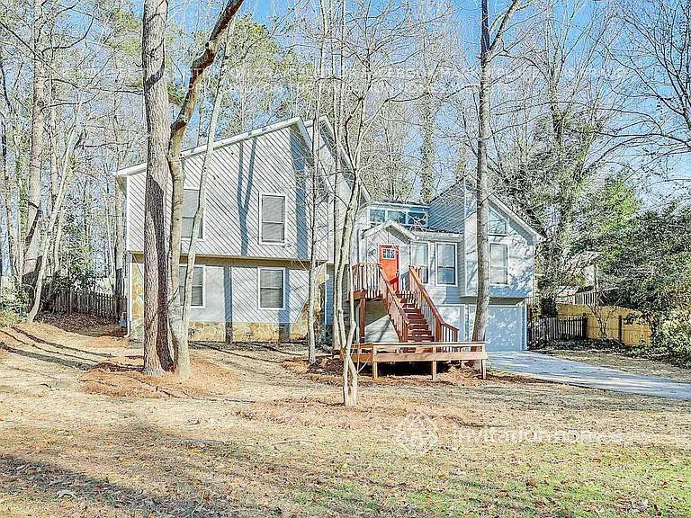 1327 Shadowood Trl — Photo 4