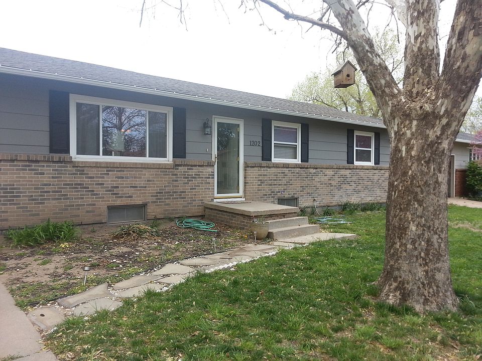 1st image of 1202 E 25th Ave