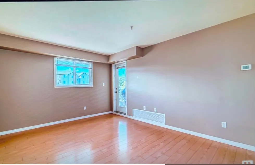 Building Photo - 8117 114th Ave NW