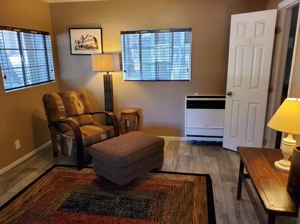 (undisclosed Address), Twin Peaks, CA 92391