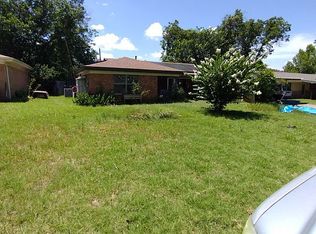1206 John Reagan St, Benbrook, TX 76126