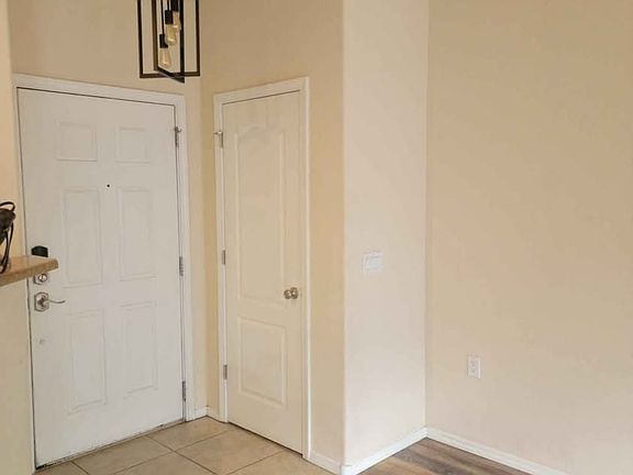3rd image of 601 Menaul Blvd NE Unit 3202