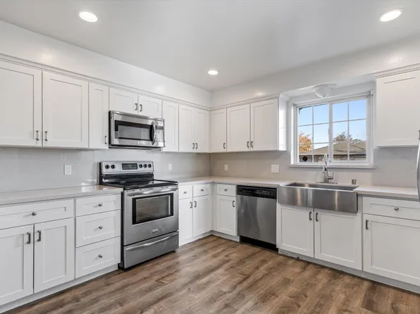 5785 Tangerine Ave, Sacramento, CA 95823