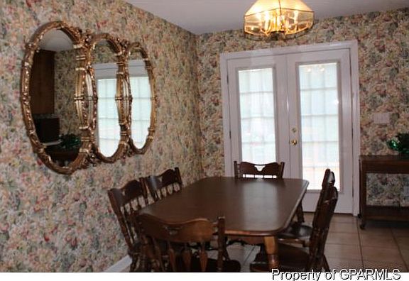5th image of 303 Dawnlynn Ln