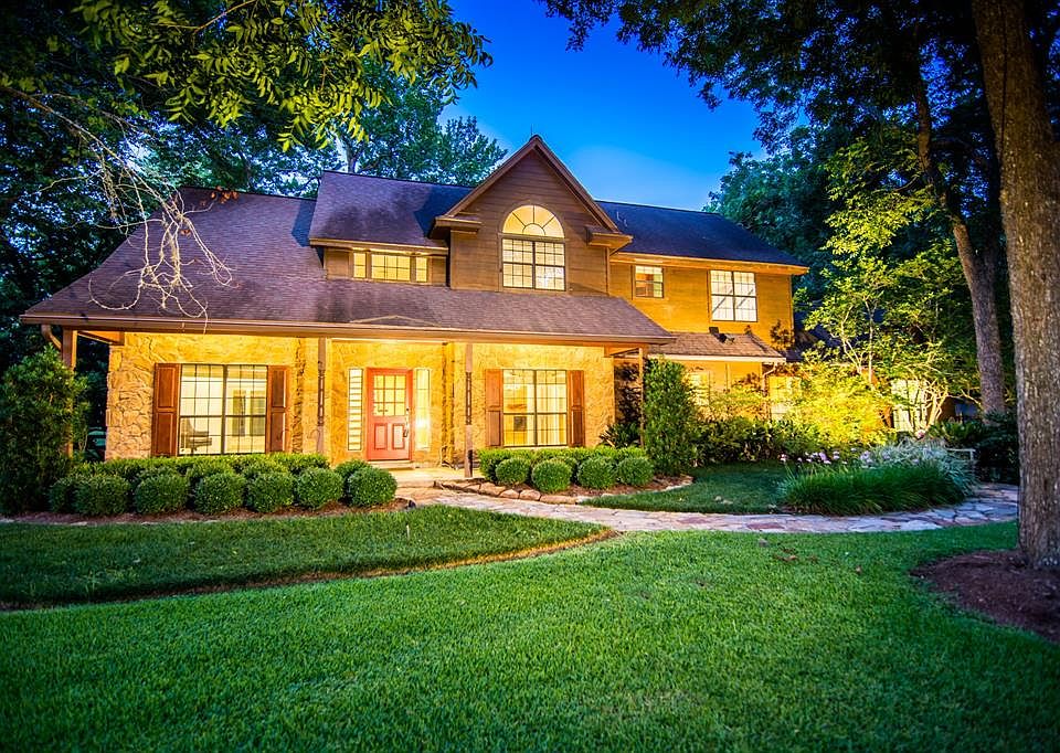 1st image of 3902 Aspenwood Dr