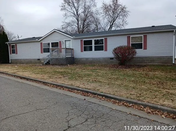 2501 Cedar St, Higginsville, MO 64037