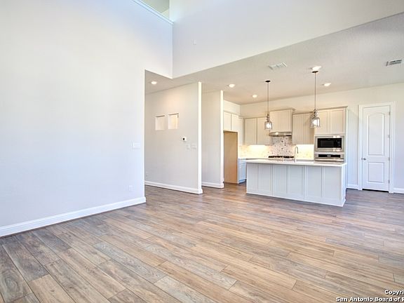 5th image of 509 Huntwick Drive