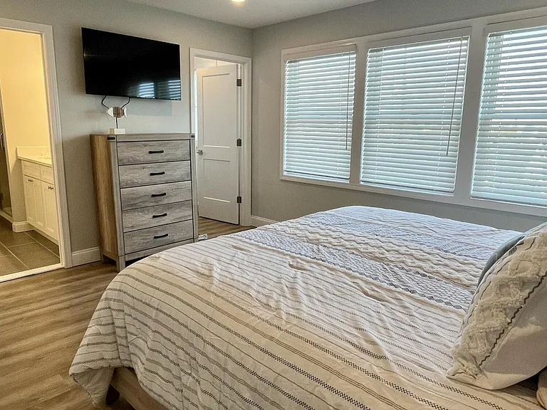 127 Dewey Dr — Photo 19
