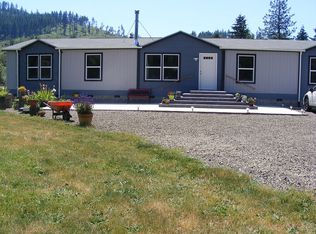 6515 Nonpareil Rd, Sutherlin, OR 97479