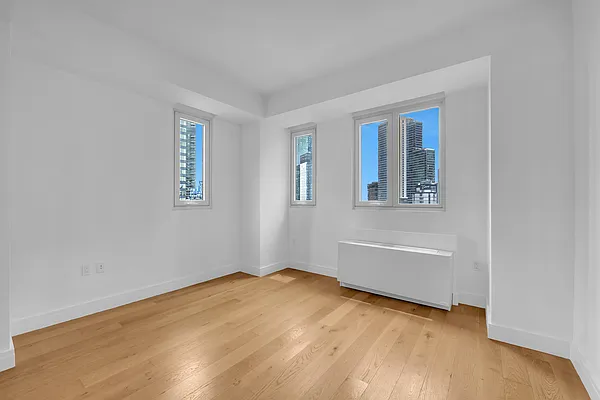 42-02 Crescent Street #12C