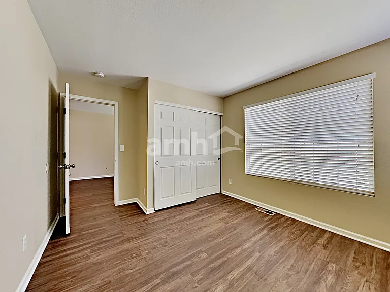 1640 S Buckley Way — Photo 15