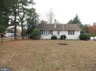 218 W Railroad Ave, Blackwood, NJ 08012