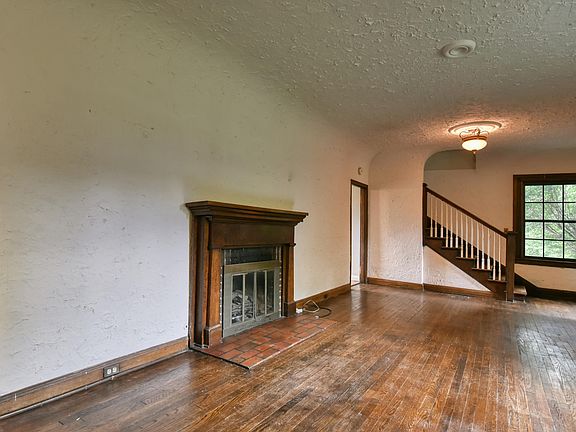 5th image of 3706 Terrace View Dr