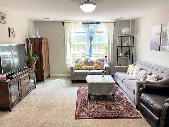 2nd image of 45 Broadway #104