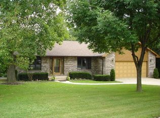 2227 Alta Vista Dr, Waukegan, IL 60087