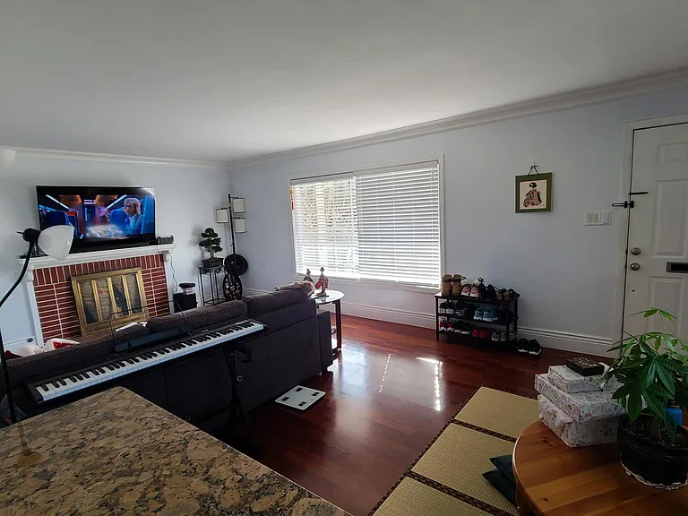 752 Alta Loma Dr — Photo 7