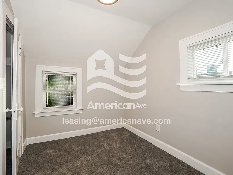 1064421_014_wm_-_bedroom_13183918.jpg
