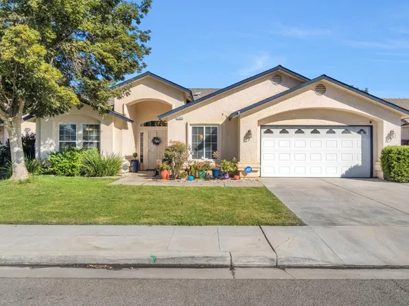 2263 Pacific Ct, Madera, CA 93637