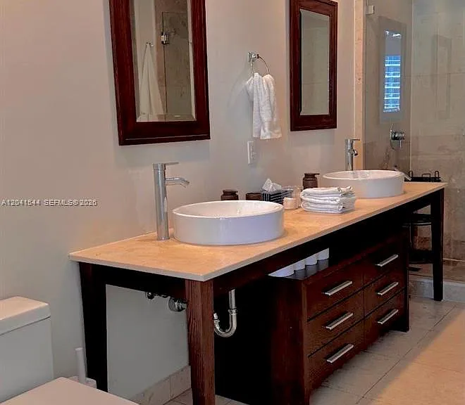 475 Brickell Ave #2512 — Photo 44