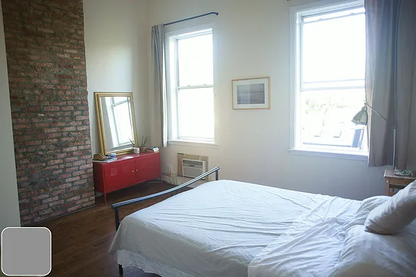 Rented by EXR | media 17