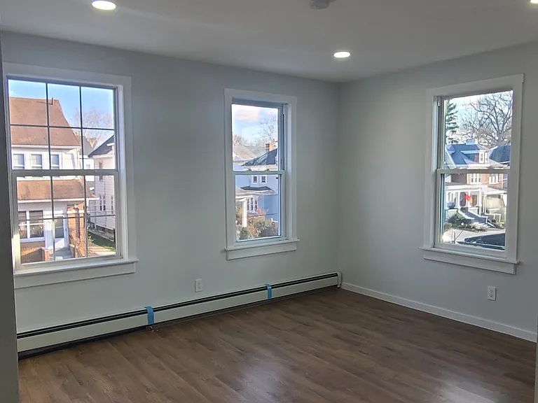 73 Oak Ln #2 — Photo 17
