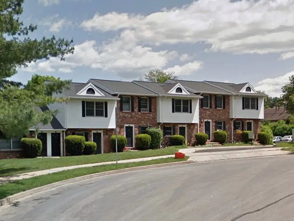 1st image of 1613 Ashwicken Ct S