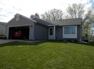 2707 S Pinehurst Dr, Bloomington, IN 47403