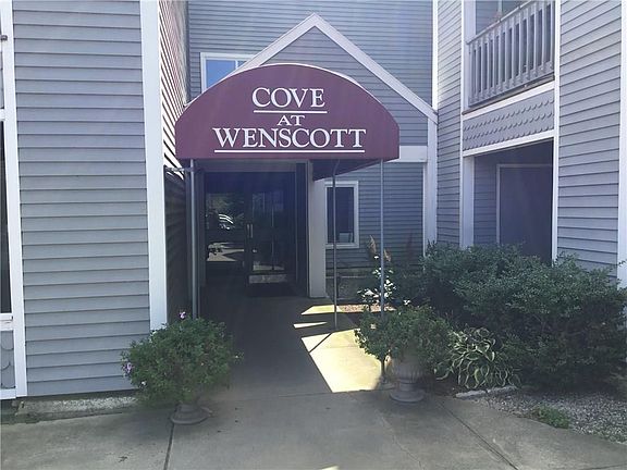 3rd image of 1800 Douglas Ave APT 326