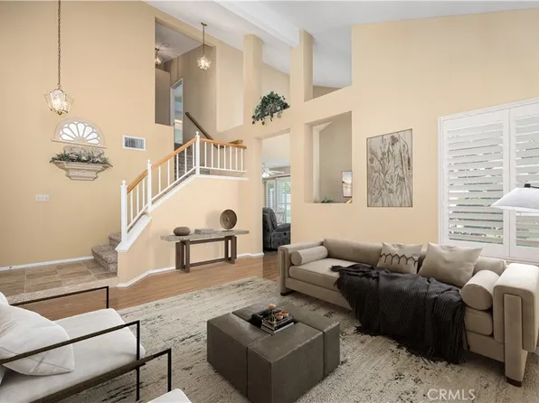 26879 Lightfoot Dr, Corona, CA 92883