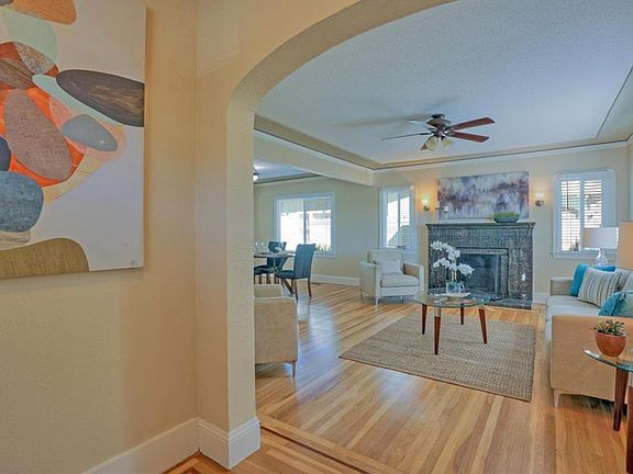 3rd image of 2621 21st Ave
