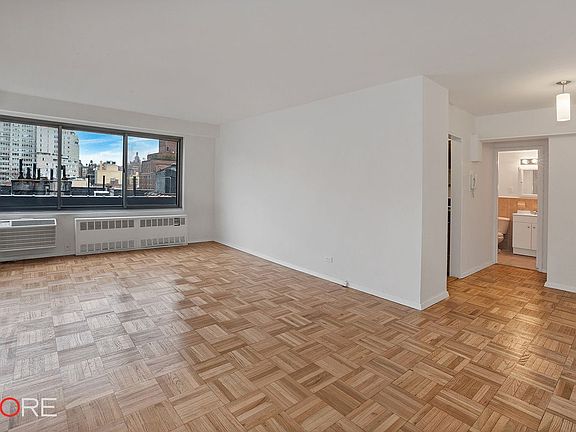 3rd image of 175 W 12th St APT 9N