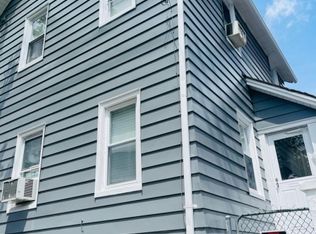 3 Barbour St, Haledon, NJ 07508