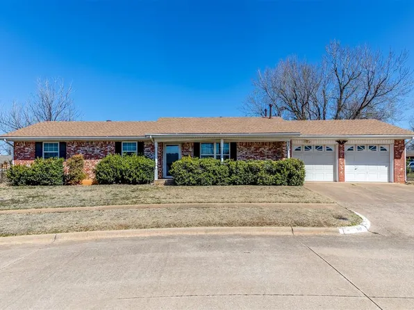 917 Willow Brook Dr, Midwest City, OK 73110