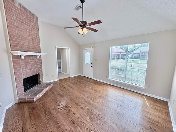 4th image of 3810 Walden Meadow Dr
