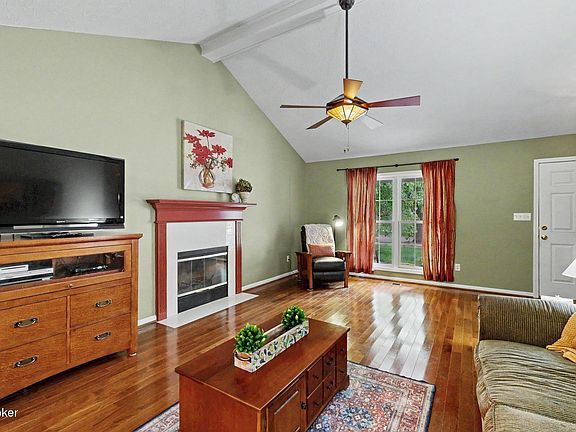 5th image of 4908 Oakbrook Dr