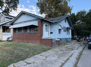 2404 E William St, Decatur, IL 62521