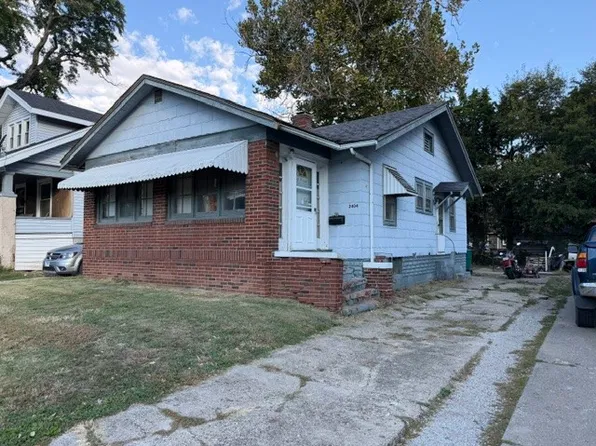 2404 E William St, Decatur, IL 62521