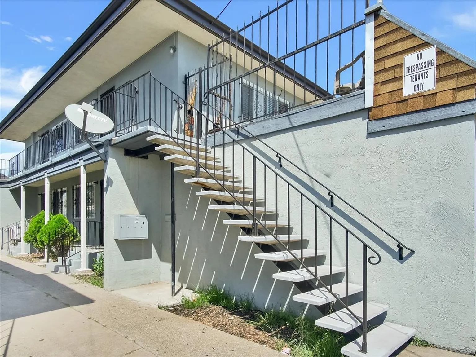 2901 Octavia St. — Photo 2