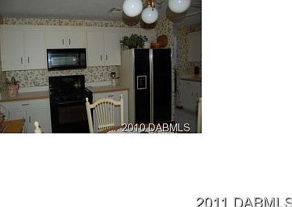 3rd image of 4752 Riverglen Blvd E