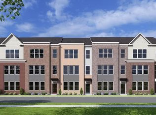 105 Camberwell Ter NE, Leesburg, VA 20176