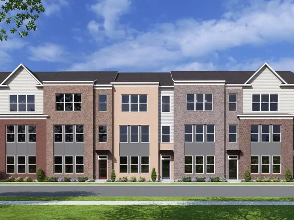 105 Camberwell Ter NE, Leesburg, VA 20176