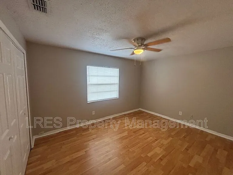 2437 Chase Ave #A — Photo 14