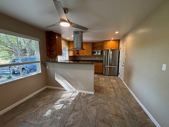 2nd image of 479 Gossage Ave #A
