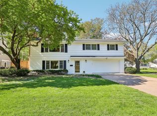 5137 Duggan Plz, Edina, MN 55439