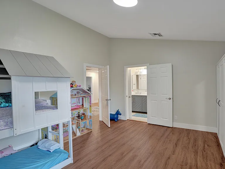 12213 Melissa Way — Photo 30