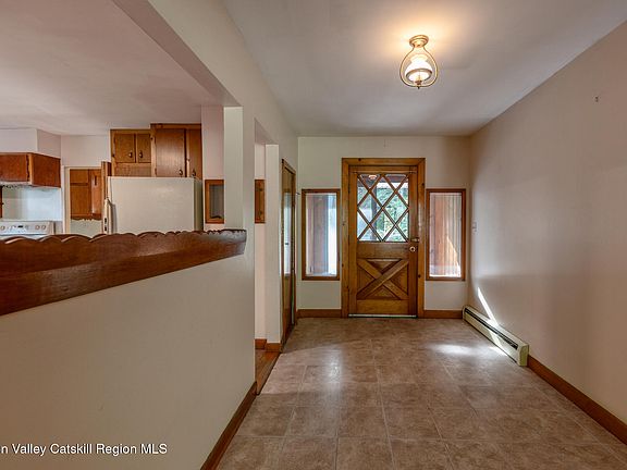 4th image of 1150 Flatbush Road